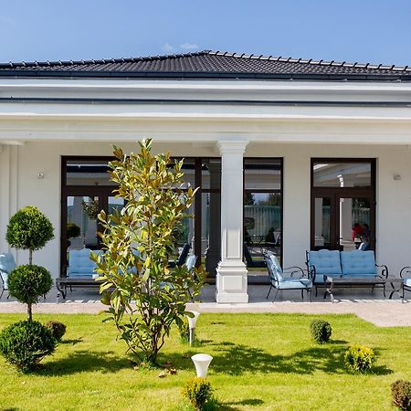 J'Adore Boutique Hotel Lugoj Exterior photo