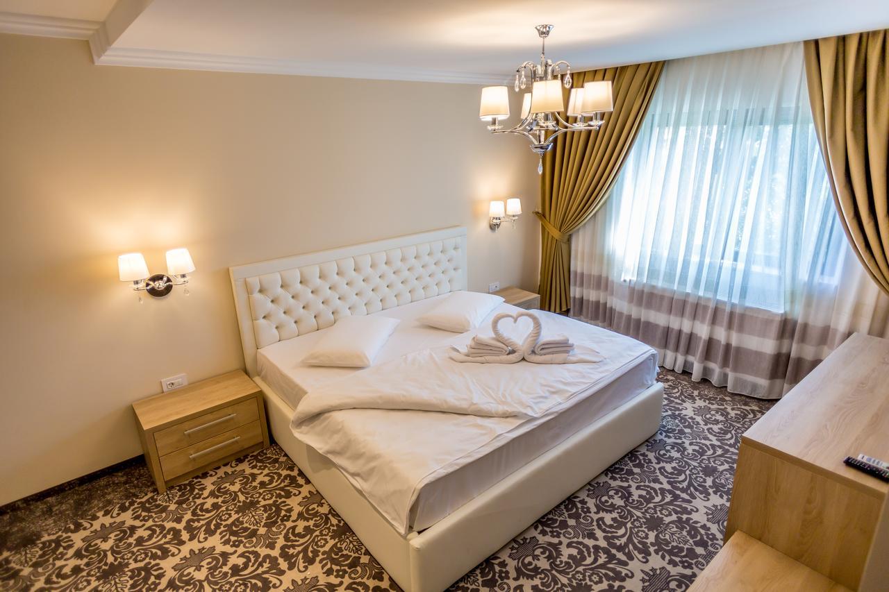 J'Adore Boutique Hotel Lugoj Exterior photo