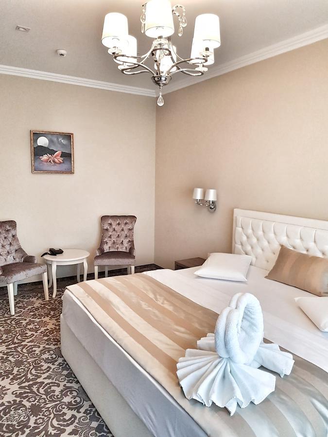 J'Adore Boutique Hotel Lugoj Exterior photo